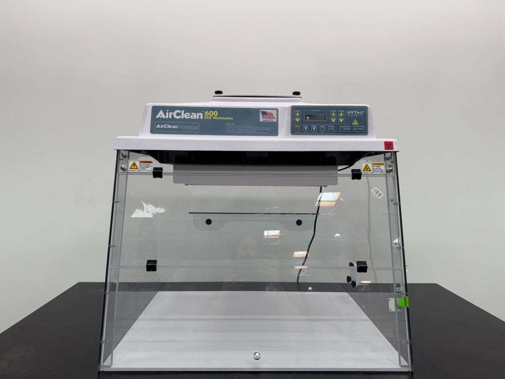 Image of AirClean 600 PCR Workstation